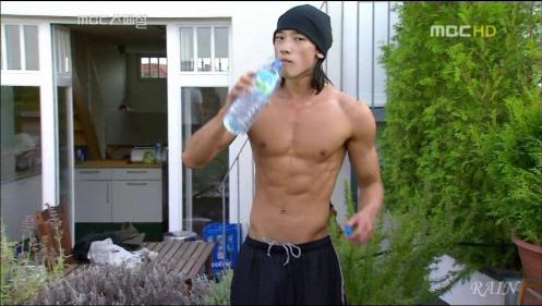 134282519902113206121_pollyanna