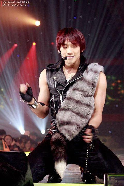 168236_407869915920870_1882689838_n