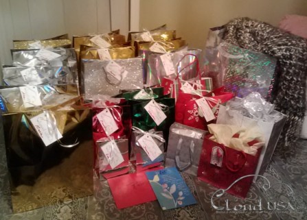 CloudUSAXmasBox4Rain2012_6