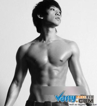 1 rain muscle man 110329