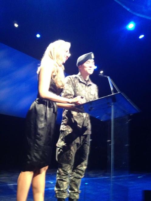 BJyjMRnCEAAQiQt_Michele