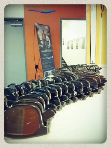 972313_381677975270556_2093185094_n