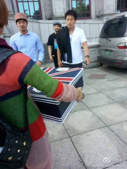 960013_611796182192663_629241544_n