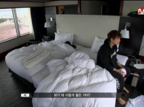 Cap courtesy of bude53 @Twitter.