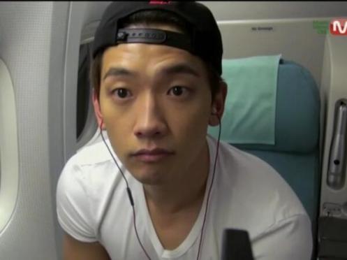 Cap courtesy of bude53 @Twitter.