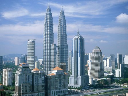 Petronas Twin Towers. Image credit: tourists360.com