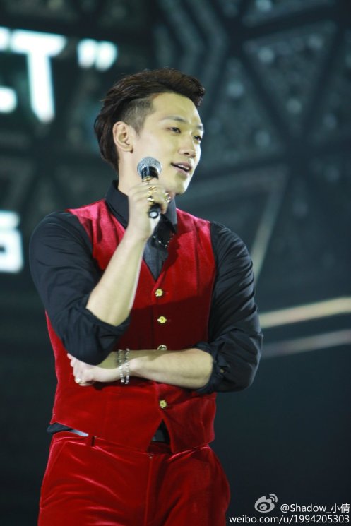 76dd2877jw1eewkue798pj21kw2dck4j