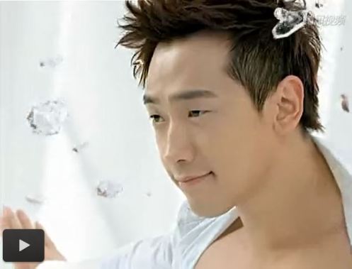 mentholatumRainEffectBeijingShowpost03052014B_CUSA