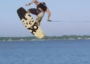 654781714_b785d4b1_PSX_20140608_200810