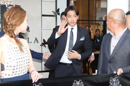 bkn-20140624193950210-0624_00862_001_07p