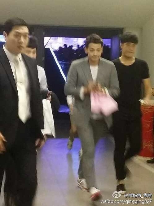 b975446991598a7286e44f6a8c8573eb