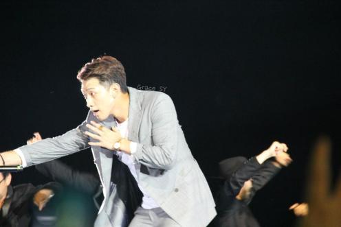 BuFXb-mCYAA_dbd.jpg large