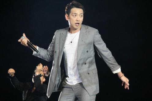 BuFXb8DCcAAEsjD.jpg large