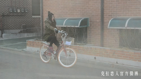 005RlWK6jw1ep46btd5ojg30dw07t4qvB