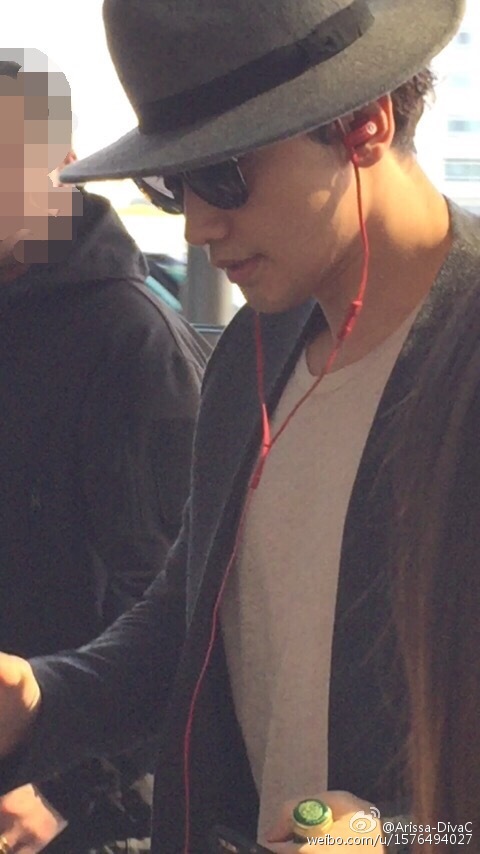 5df763cbjw1eqeblyv40cj20dc0nq763