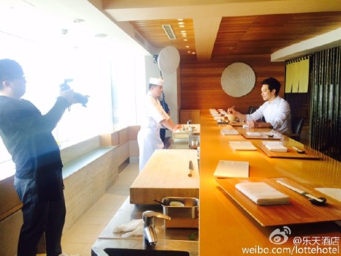 a21a6dbdjw1eqk3am80bjj219c0y0gzm