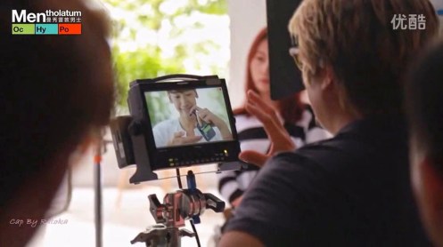 75_15-04-28 Rain Mentholatum Men CF Making.avi_snapshot_01.34_[2015.04.28_19.57.37]