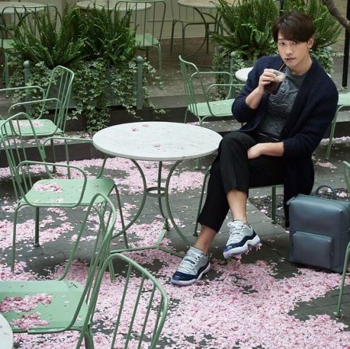 VogueChinaMagRainNYMay2015