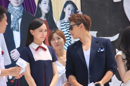 28161_4330657_323126