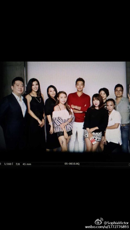 69aa6dbdjw1ev5rvom5drj20hs0vk771