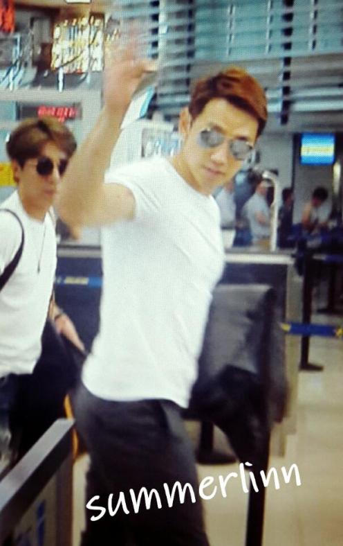 69ce5cfdgw1evkv5uzro9j20gt0qomz6