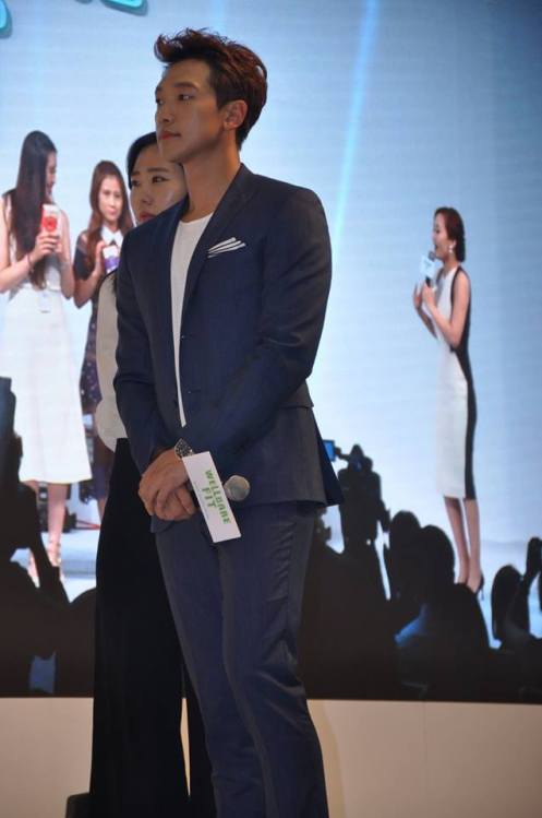 12037938_503356243158878_393638547745599299_n