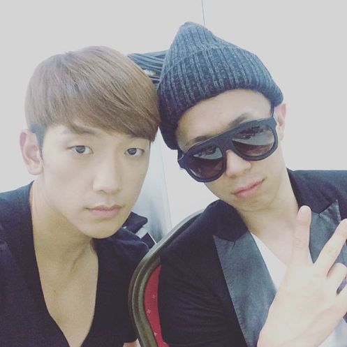 12105071_931773066860192_309540720_n(0)