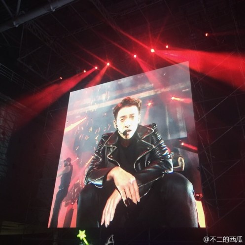 62be75eagw1exst0w89zxj20hs0hstav