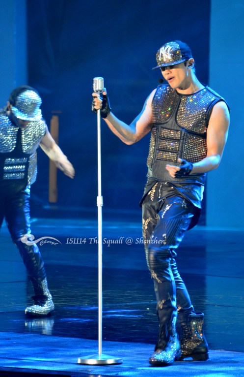 698a138agw1ey1y150y2pj20jg0tzdxi