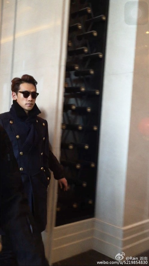 005HfYGWjw1f09bf3usm5j30ku112juz