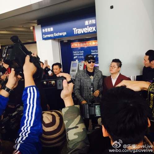 005wO3vRjw1f0gg4sn5z6j30qo0qon3s