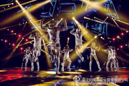 d8f37181jw1f0byon67kdj20v90kujyn