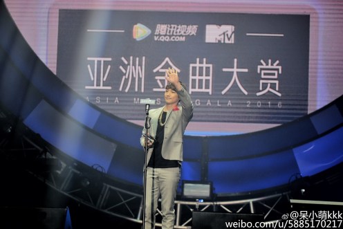 006qhzChjw1f6ca83h027j33tr2jtb2c