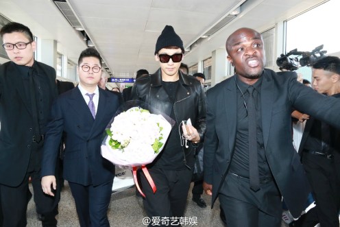 005yrakrjw1f95jbhs2eoj31kw11xqde