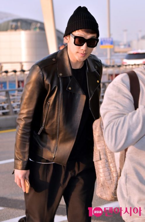 2016102607343718106-540x828