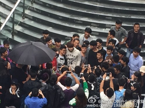 73728618gw1f910km2outj20zk0qodnx